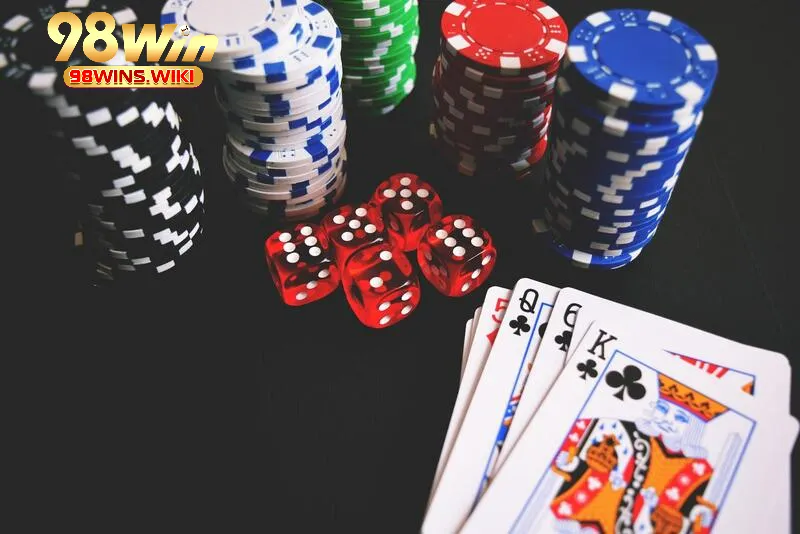 Quy tắc đánh bài theo số lượng thành viên tham gia